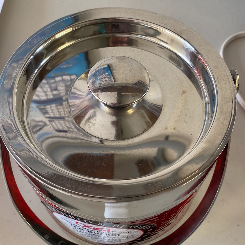 Ice Bucket Stainless Steel Polished Braided & Hammered Design,Red & Silver; NWT - Picture 2 of 4